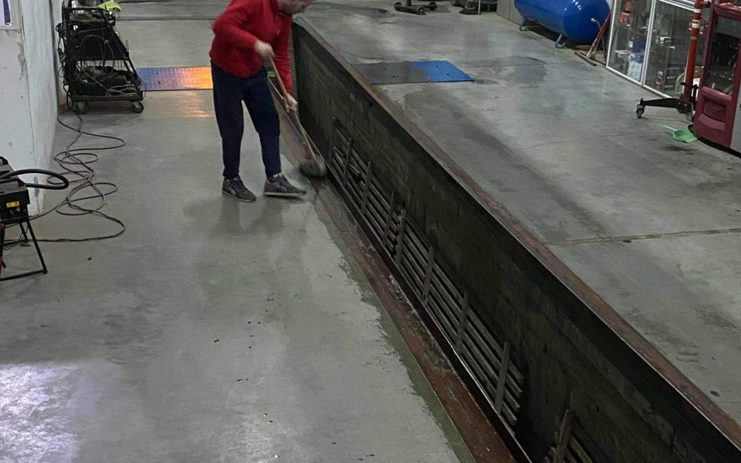 Curățenie hale și depozite