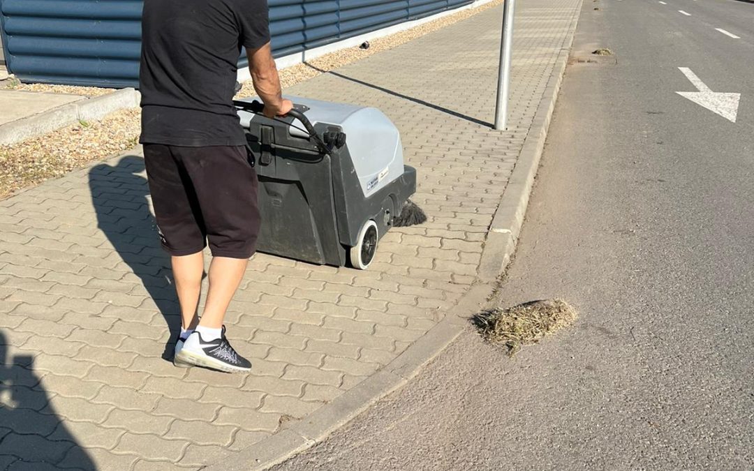 Curățenie hale și depozite