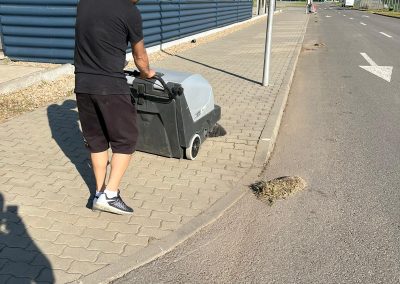 Curățenie hale și depozite